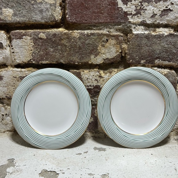 Set of 5 Nina Ricci Plasier De La MAISON green white and gold plates. - Picture 7 of 9